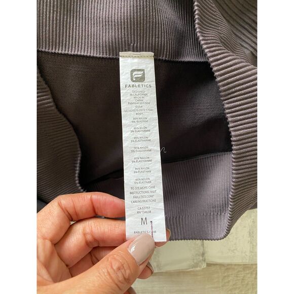 Fabletics Shadow Mid Rise Seamless Rib 7/8 Leggings Compression Sculpt Yoga Sz M - Picture 4 of 9